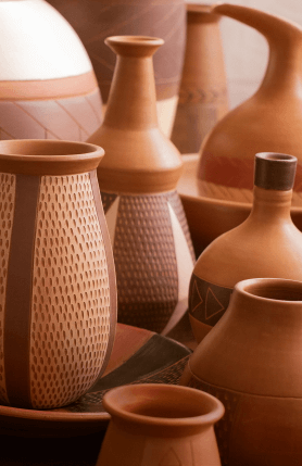 Vasos artesanais de cerâmica